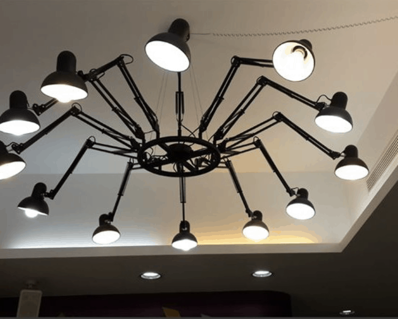 Evelina Tarantula Spider Legs Extendable Lighting