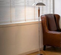 Urdanni Saucer Sleek Floor Lamp