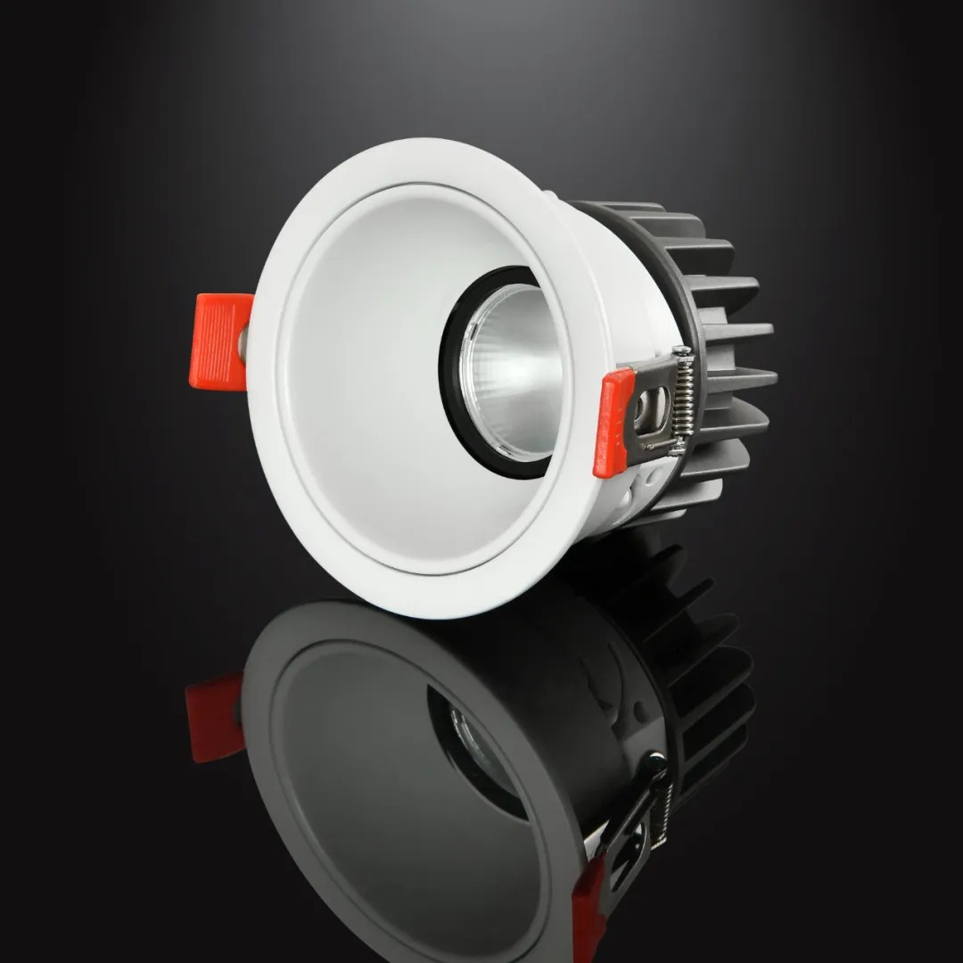 Runa Recessed Anti-Glare Round Spotlight inner reflector matt white side