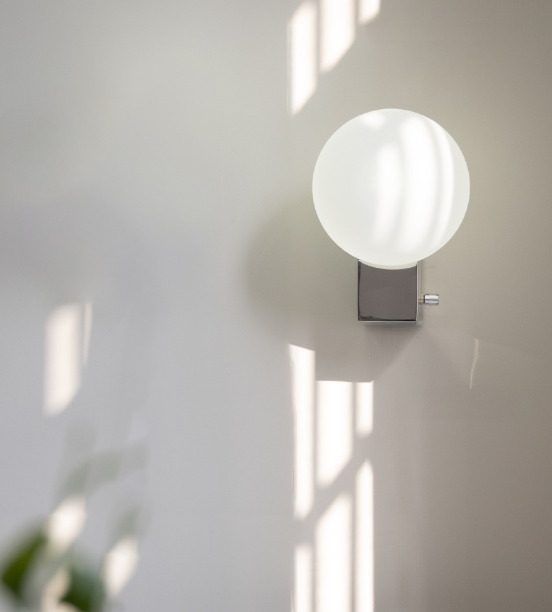 Gregersia Modern Lunar Glow Ball Globe Wall Light Gregersia Modern Lunar Glow Ball Globe Wall Light Chrome Ambient Lighting