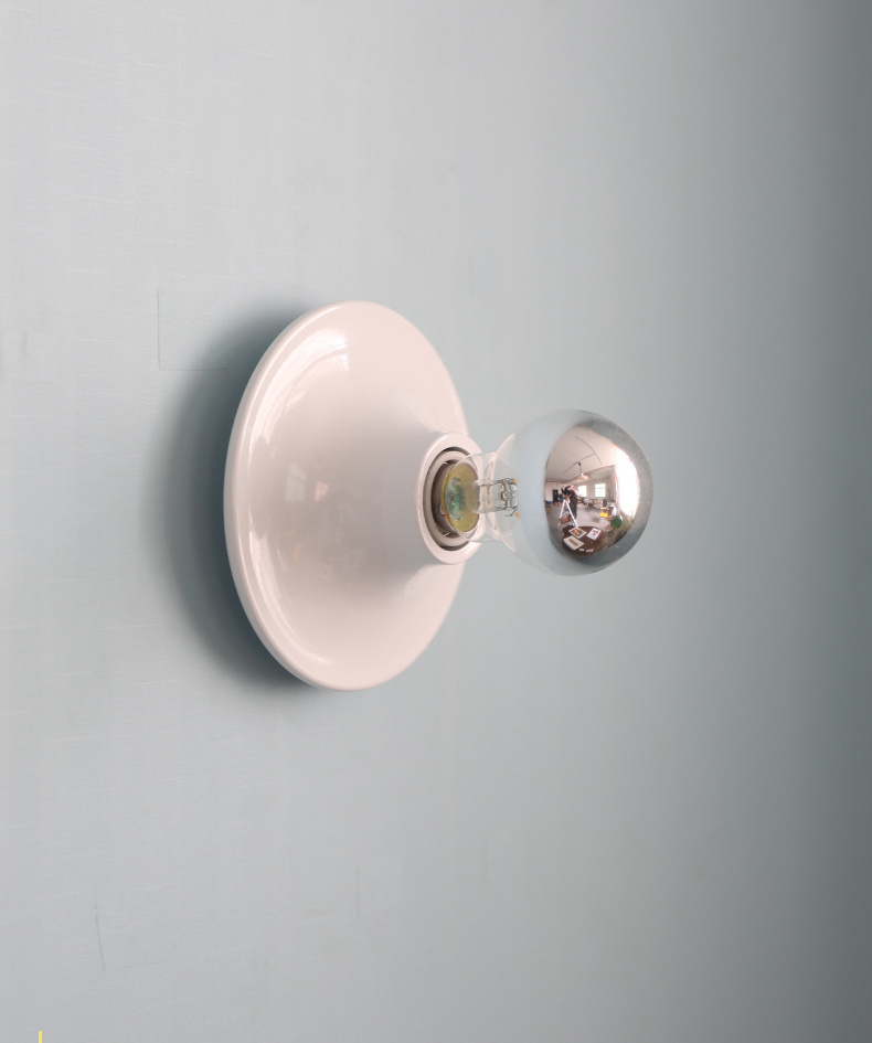 Karnvyrn Minimalist Metallic Halo Wall Light Karnvyrn Minimalist Metallic Halo Wall Light White