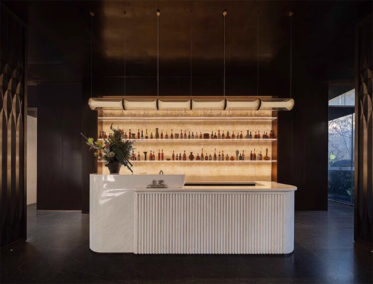 Parduutino Modern Glass Tube Linear Pendant Light Parduutino Modern Glass Tube Linear Pendant Light Bar Counter